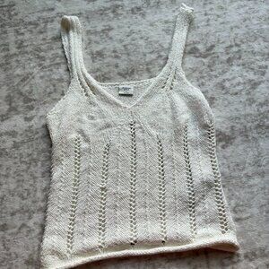 Abercrombie White Knit Tank – Size Small | Timeless & Minimal 🤍